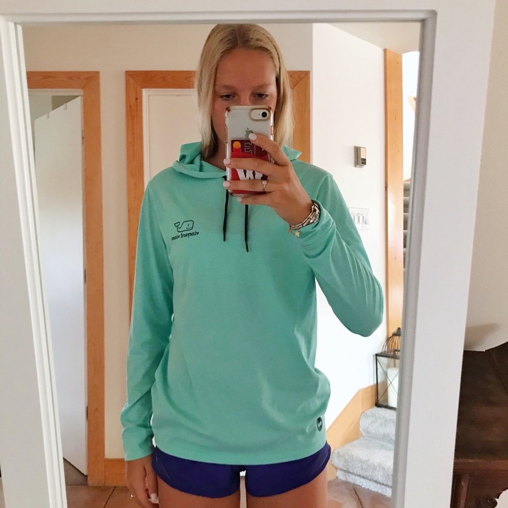 Vineyard vines athletic long sleeve